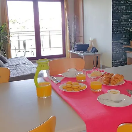 Ribeira D'ilhas Beach Apartment *