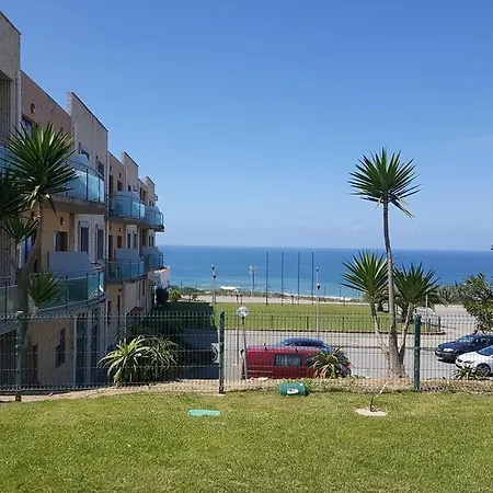 Ribeira D'ilhas Beach Apartment *